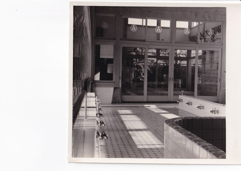 Historic details inside Tenjin-yu